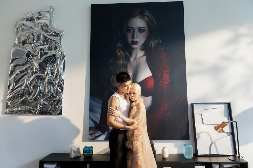 Liz Kim Cương tung MV 16+ ngập cảnh thác loạn-1