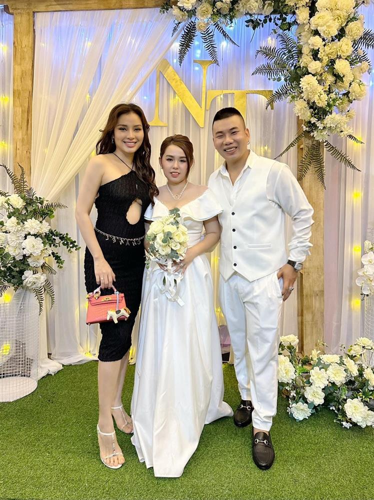 Phương Trinh Jolie bị nhắc nhở khi đang bầu vẫn đi giày cao gót-1