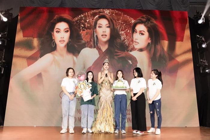 Thiên Ân trình diễn lại trang phục Trúc Chỉ, bật khóc trước fan-1