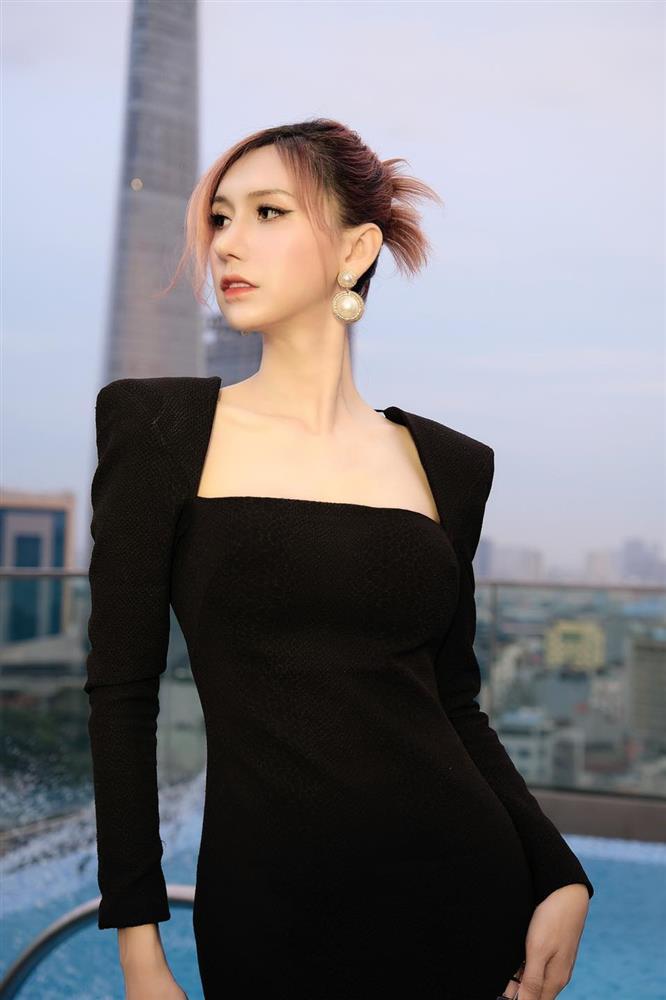 Lynk Lee nói về chiếc mũi nâng bị chê, sửa gì trong 8 lần phẫu thuật-4