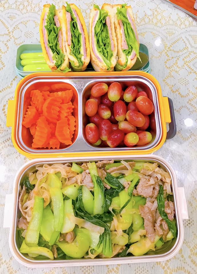 Hộp cơm mẹ đảm dậy từ 5h30 sáng chuẩn bị cho con gái đi học-9