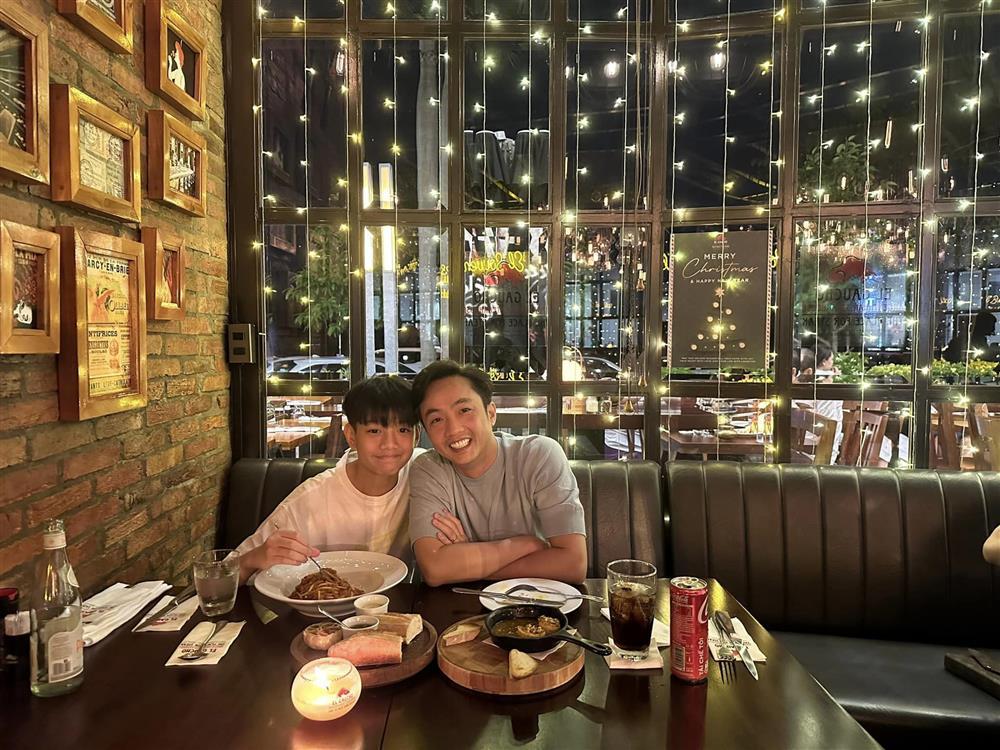 Cường Đô La - Subeo đánh lẻ ăn uống, dân mạng soi ngoại hình-1