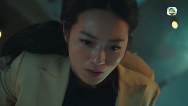 Nữ diễn viên khó chịu với cảnh quay người kiệm vải nằm trên bàn mổ-5