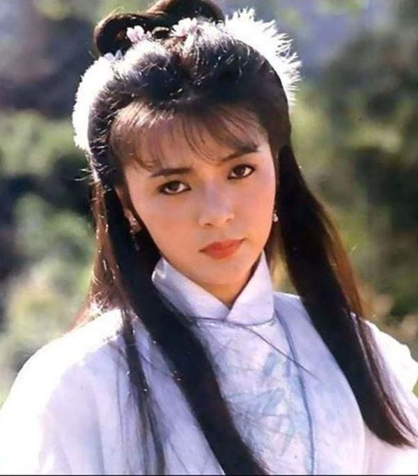 Tiểu Long Nữ phiên bản ngoài đời thực: Nhan sắc và cuộc đời khác xa trên phim-1