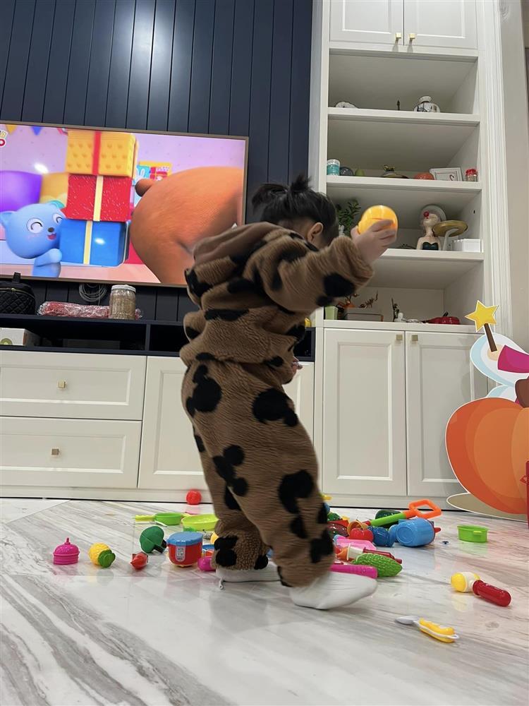 Hé lộ cơ ngơi chuẩn giàu của nhà đẻ Đàm Thu Trang-7