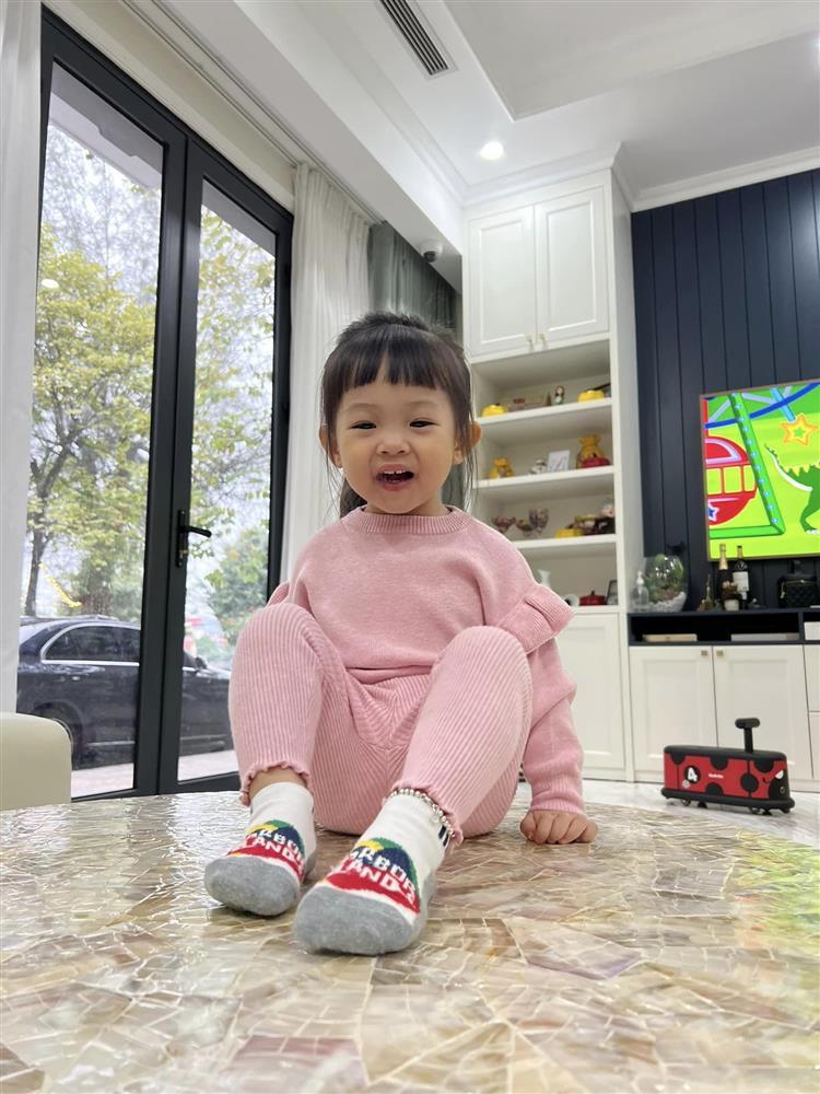 Hé lộ cơ ngơi chuẩn giàu của nhà đẻ Đàm Thu Trang-4