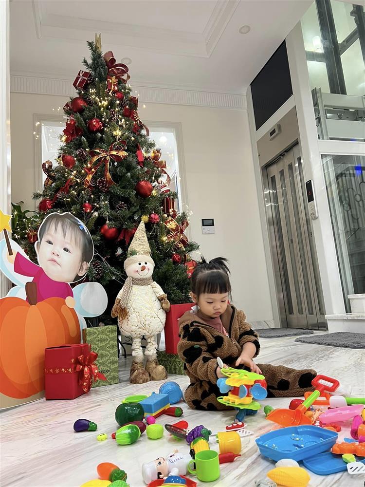 Hé lộ cơ ngơi chuẩn giàu của nhà đẻ Đàm Thu Trang-9