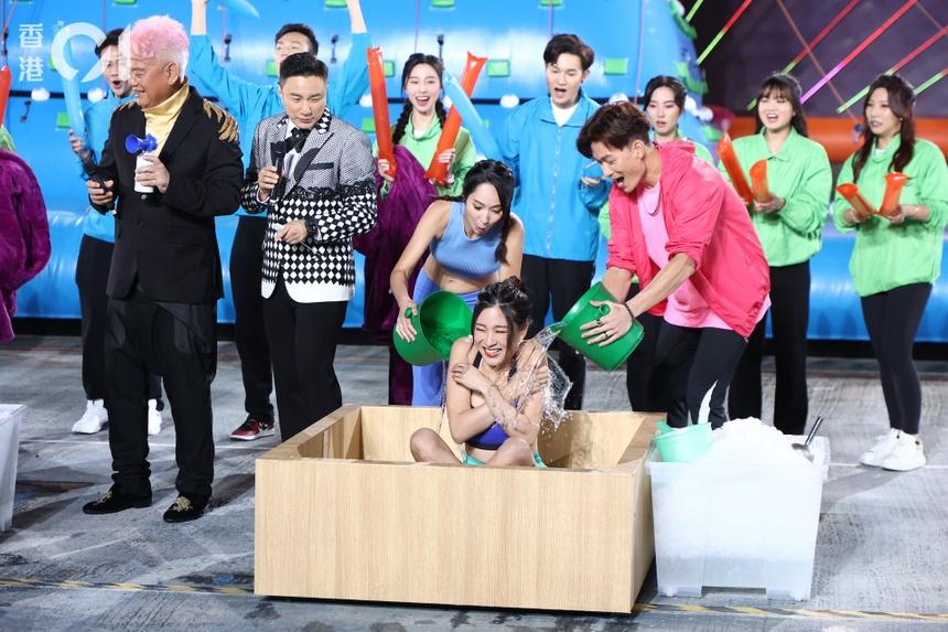 Tiết mục kêu gọi từ thiện của TVB bị chỉ trích phản cảm-3