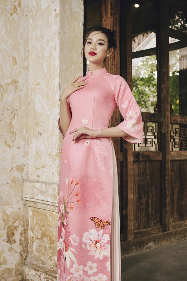 Lương Thùy Linh và Đỗ Thị Hà bất phân thắng bại với áo dài cách tân-13