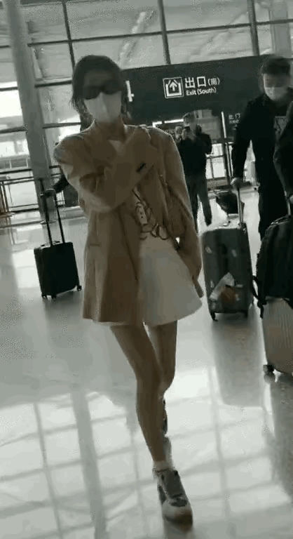 Tôn Di xuất hiện quá gầy gò, khán giả lo sức khỏe-3