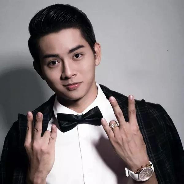 Hoài Lâm đổi màu tóc gắt, gương mặt có sự thay đổi nhẹ-7