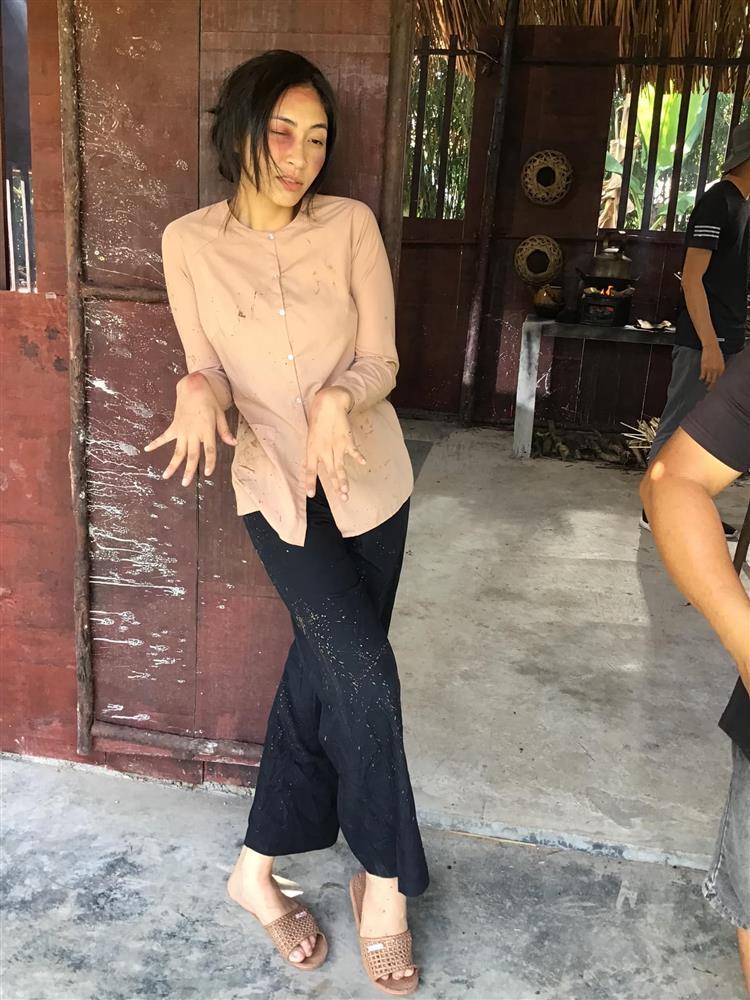 Tin showbiz Việt ngày 5/12: Biểu cảm con gái Jack khi bị mẹ phạt-2