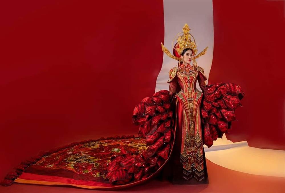 Phương Anh lộng lẫy trong trang phục dân tộc tại Miss International 2022-5