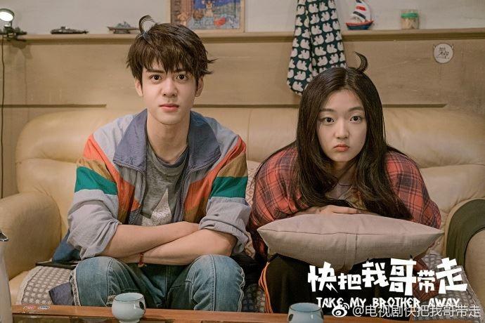 Tôn Thiên hot hơn cả Triệu Lệ Dĩnh trong Gió Thổi Bán Hạ là ai?-5