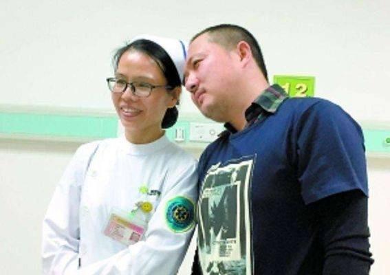 Xuất thân giàu có, sao nhí sau thành người vô gia cư, phải bới rác ăn-5