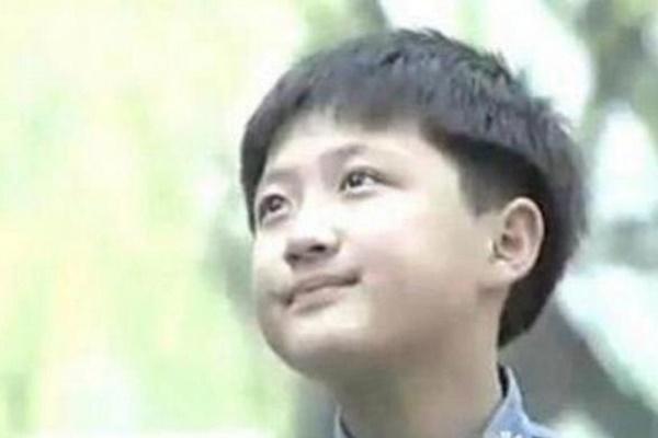 Những đứa trẻ ở showbiz sinh ra với đặc quyền-11