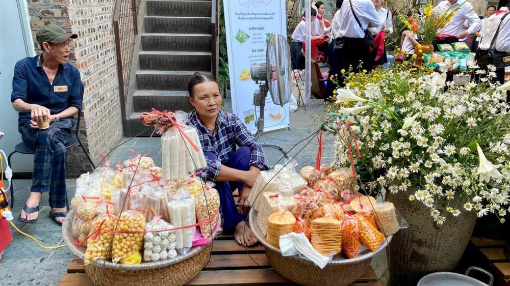 Nối lại tình đầu, đôi bạn Hà thành tổ chức đám cưới đặc biệt-4