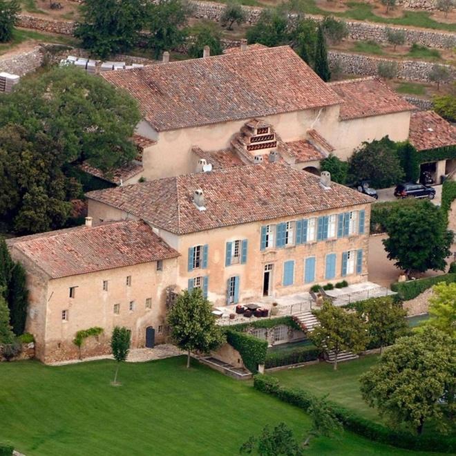 Angelina Jolie chỉ trích Brad Pitt-2