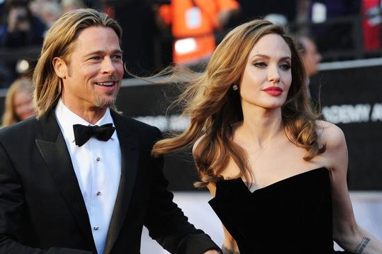 Angelina Jolie chỉ trích Brad Pitt