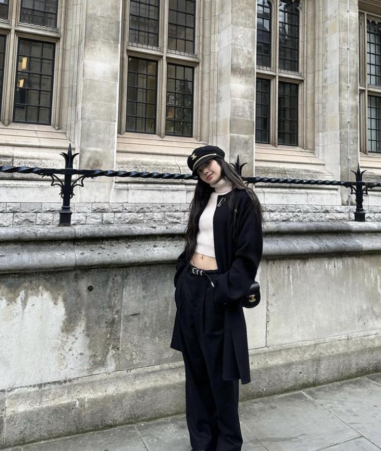 Học Jisoo, Lisa mix đồ phong cách thời trang mùa đông Hàn Quốc cực cuốn-2