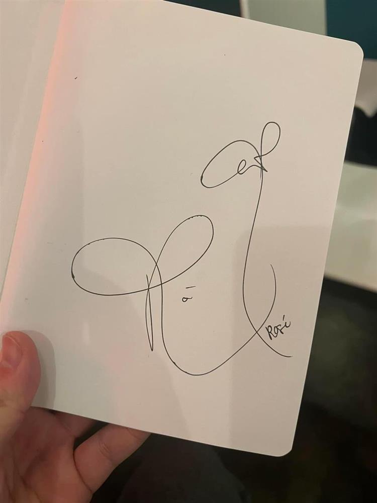 Rosé ăn phở Việt nạp lại năng lượng sau concert BLACKPINK-2