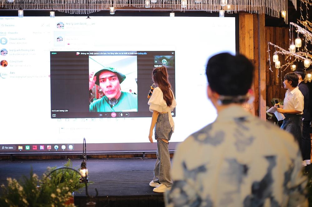 Lê Dương Bảo Lâm được trai đẹp Người Ấy Là Ai bế đi khắp sân khấu-4