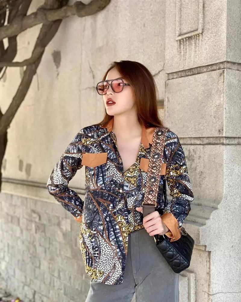 Kỳ Duyên thú nhận thường làm mặt lạnh vì tự ti với nụ cười-11