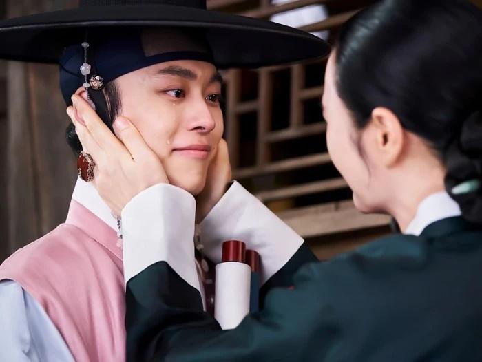 Thùy Tiên lén sang Hàn đóng phim cùng chị đại Kim Hye Soo?-2