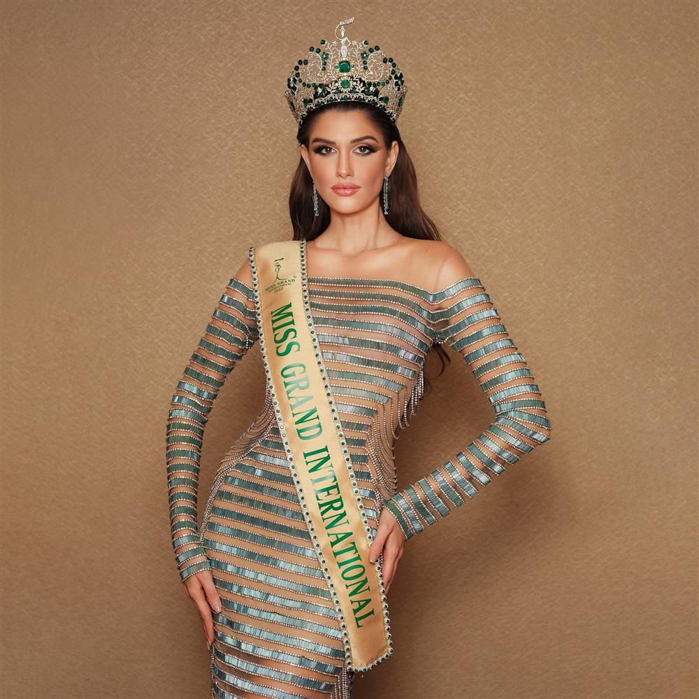 Nhan sắc Miss Grand 2022 mang đẳng cấp Miss Universe-15