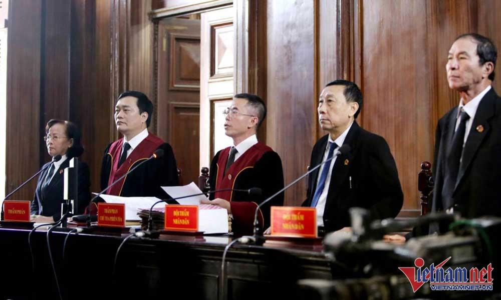 Hình ảnh phiên xét xử Chủ tịch Công ty địa ốc Alibaba, gần 4.000 bị hại-6