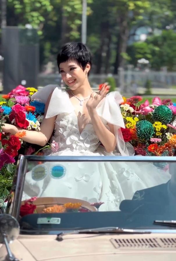 Angela Phương Trinh cắt tóc, ai nấy lú lẫn tưởng Hiền Hồ-9