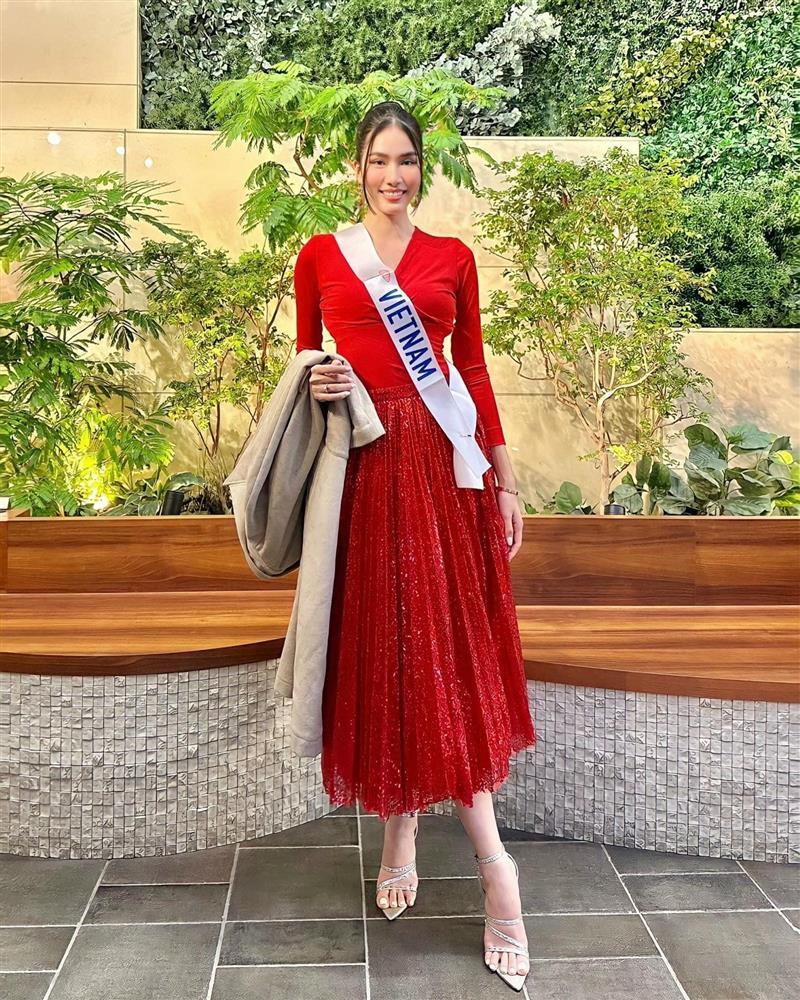 Vì sao Phương Anh quyết không mặc hở tại Miss International?-18