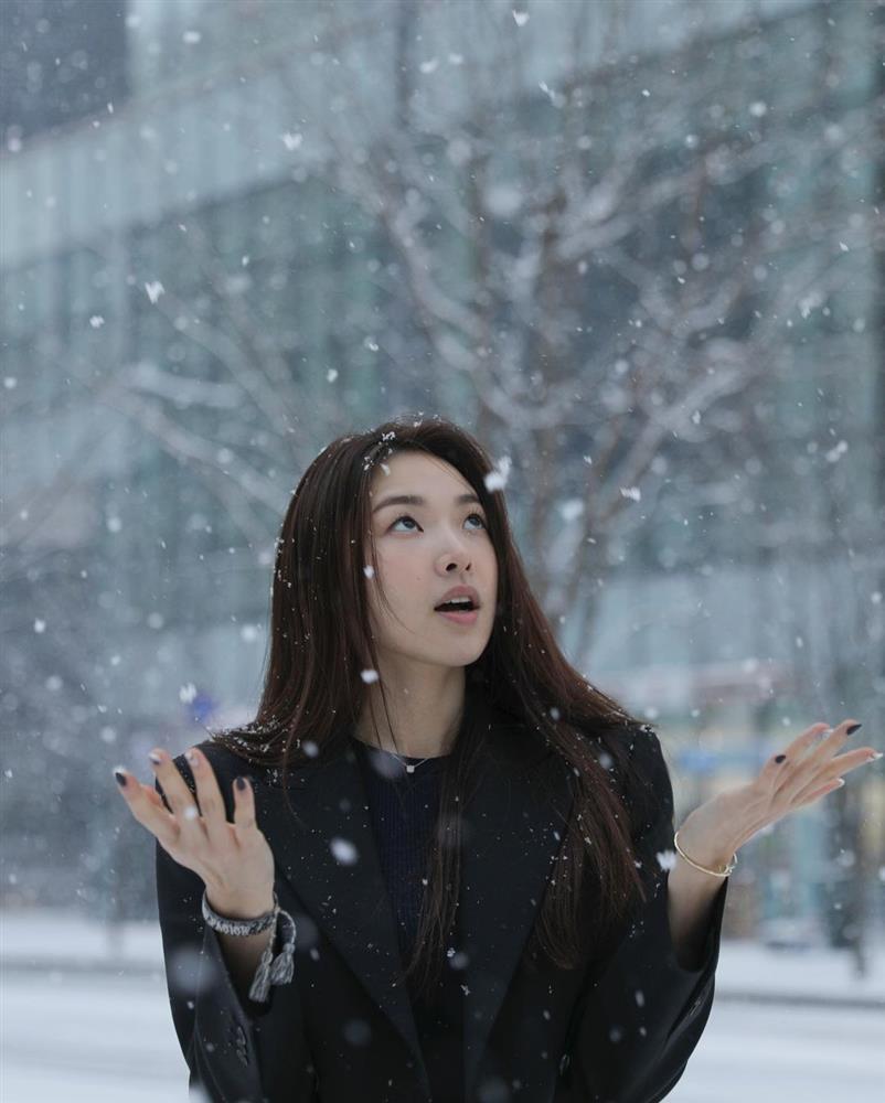 Miss Earth 2022 khoe sắc ở quê nhà, không son phấn có còn đẹp?-4