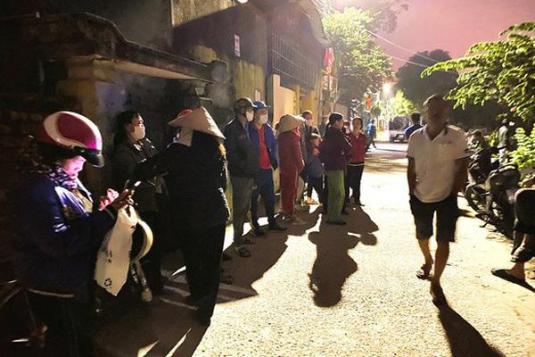 Sang hàng xóm can cãi nhau, một người ném tàn thuốc gây cháy, 3 người chết-1