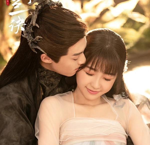 Nụ hôn nóng bỏng của Lưu Diệc Phi và Trần Hiểu gây sốt-6