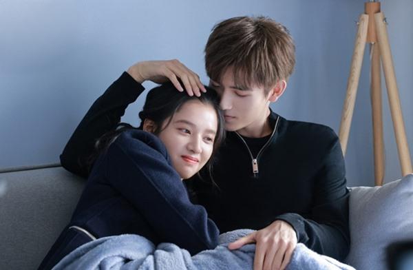 Nụ hôn nóng bỏng của Lưu Diệc Phi và Trần Hiểu gây sốt-15