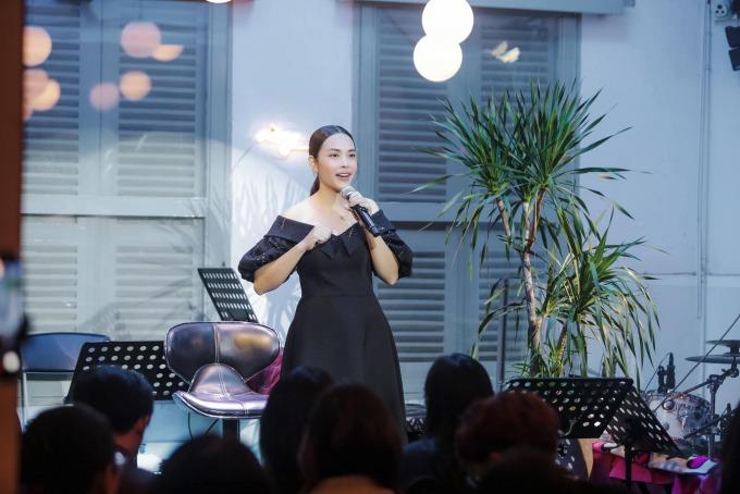 Hương Giang đặt điều cho cô giáo O Sen Ngọc Mai?-1