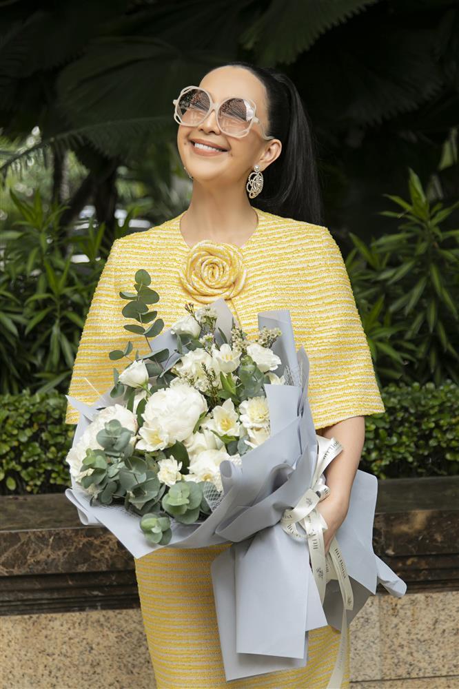 Diễm My 6X đón tuổi mới cực sang chảnh bên chồng đại gia-4