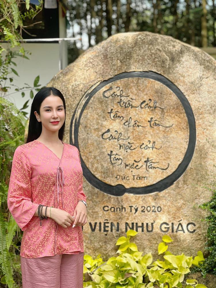 Tin showbiz Việt ngày 9/12: Nhật Kim Anh dí dỏm nói yêu Lê Phương-3