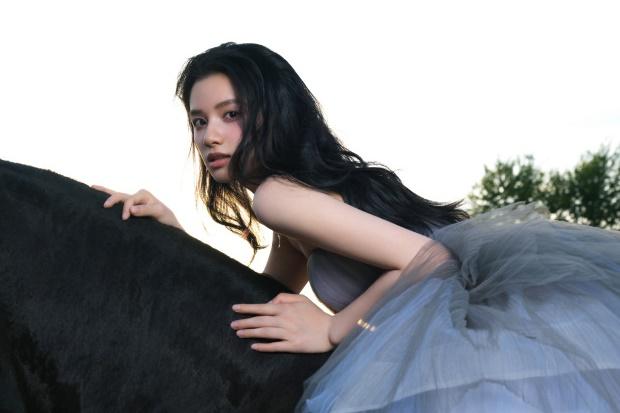 Mối quan hệ giữa Trương Tịnh Nghi và Châu Tấn, Trần Khôn-6