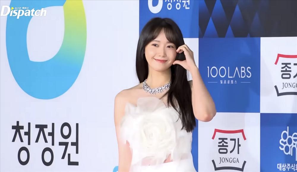 Nghịch lý Yoona (SNSD): Tăng 8 kg nhưng vẫn nhận mưa lời khen-1