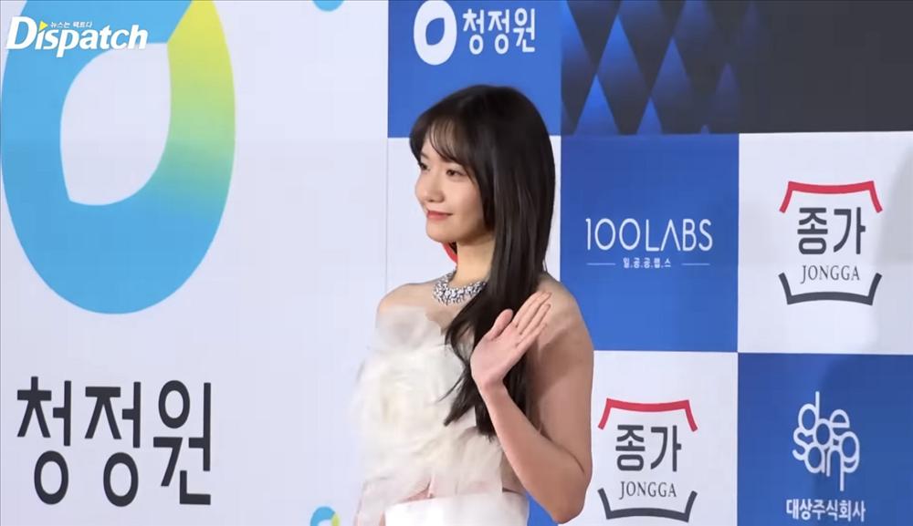 Nghịch lý Yoona (SNSD): Tăng 8 kg nhưng vẫn nhận mưa lời khen-3