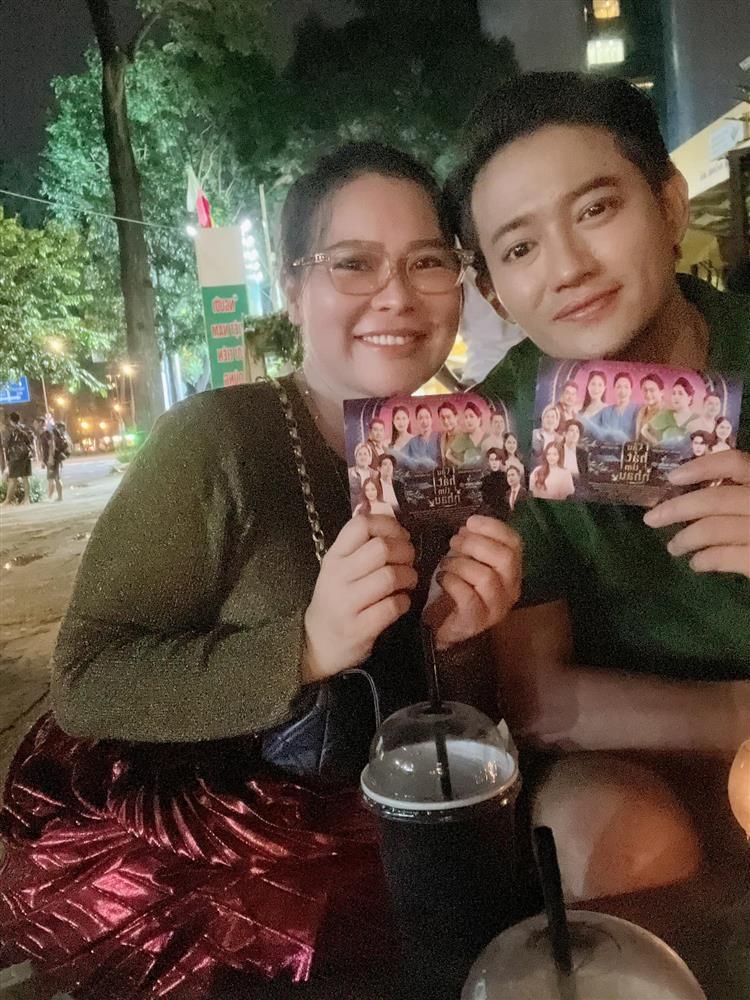 Quý Bình hiếm hoi khoe con trai với bà xã đại gia-5