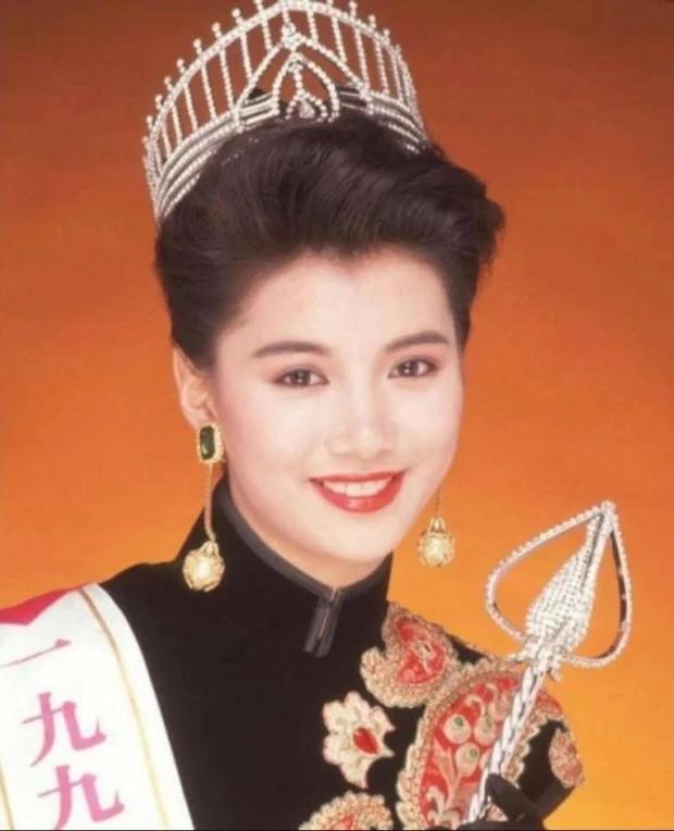 Hoa hậu Hong Kong: Người độc thân, người bán vương miện trả nợ-1
