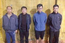 4 công nhân ở Bắc Giang trộm hơn 7.500 dây sạc Apple Watch