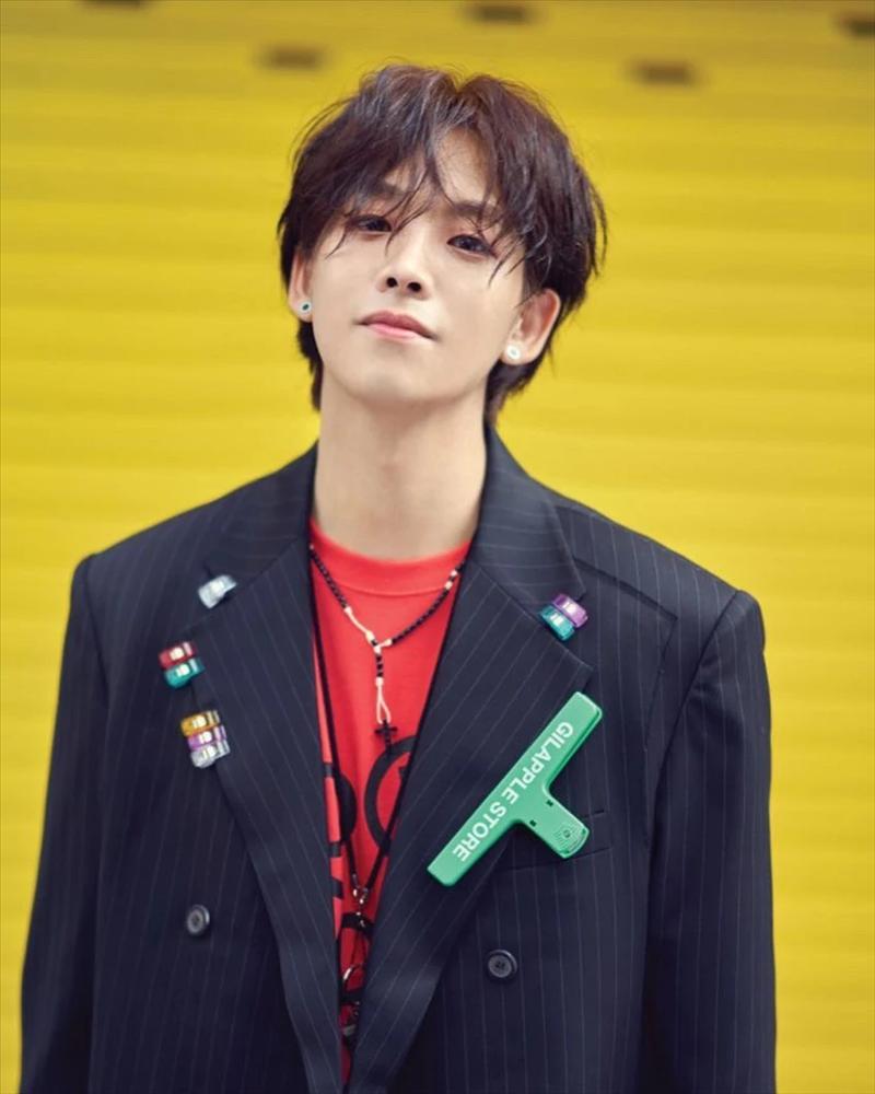 Trước Jinni, một loạt cựu idol JYP rời nhóm ngay khi vừa debut-4