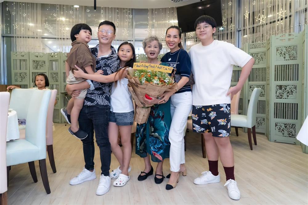 Ca sĩ Hoàng Bách thấy may vì đã triệt sản-4