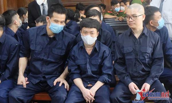 Nữ nhân viên Alibaba khai báo quanh co tại tòa-2