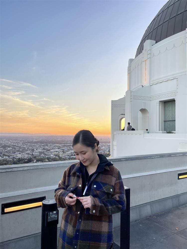 Tin showbiz Việt ngày 10/12: Đoan Trang đi thăm nhạc sĩ Trần Tiến-8