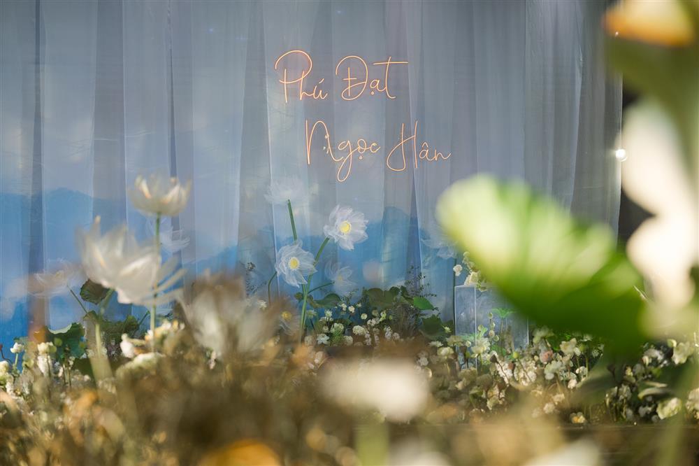 Choáng ngợp đám cưới làng quê của hoa hậu Ngọc Hân-8